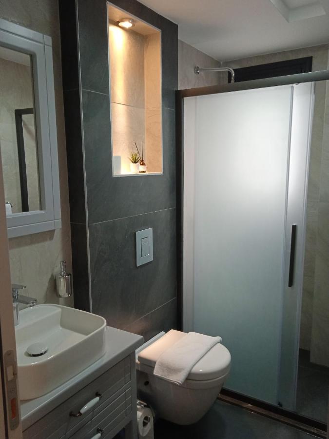 Deluxe Triple Room Sea View,1297884868:JPEG