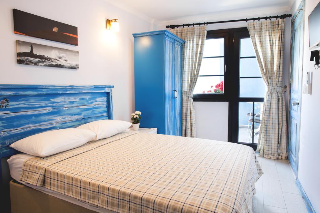 Kamer met Queensize Bed en Balkon