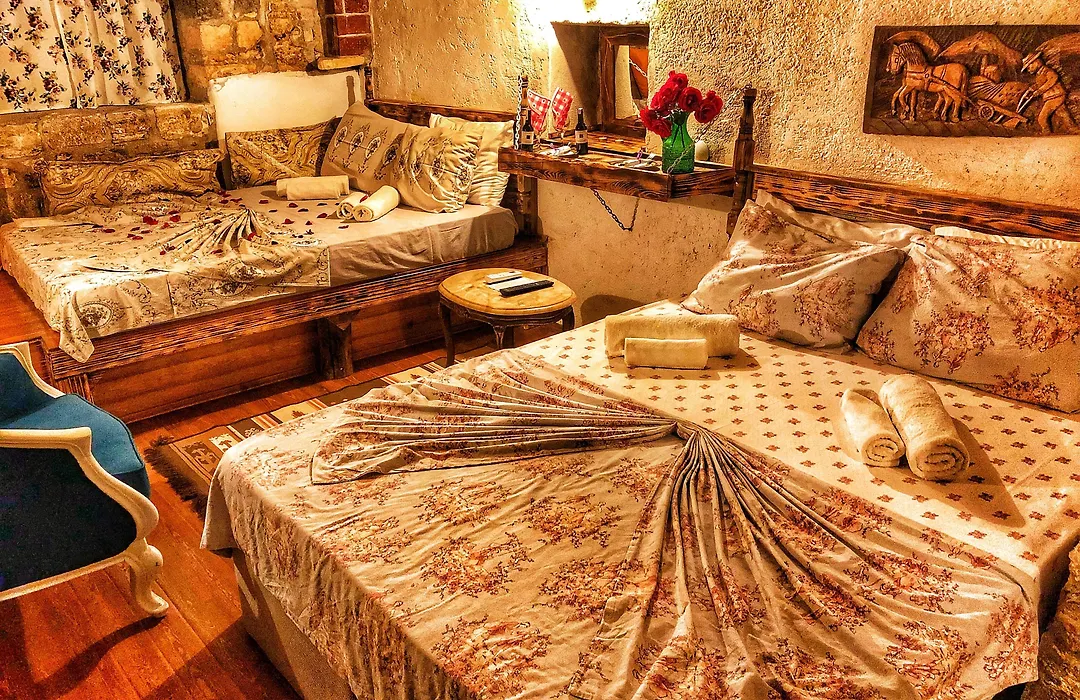 Parmis Boutique House-1