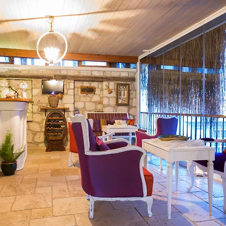 Alacati Chigdem Hotel-3